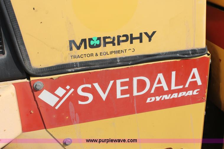 image for item I8214 2001 Dynapac CC122 Series 12 articulated vibratory roller