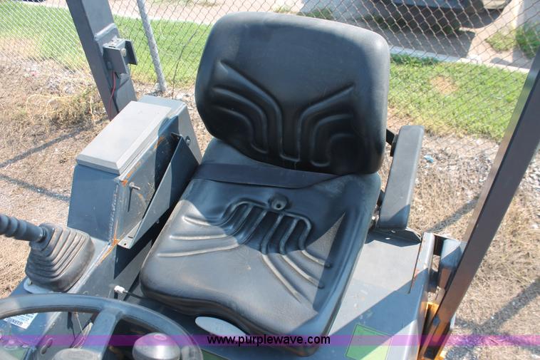 image for item I8216 1999 Stone PAC 6400 articulated vibratory smooth drum roller