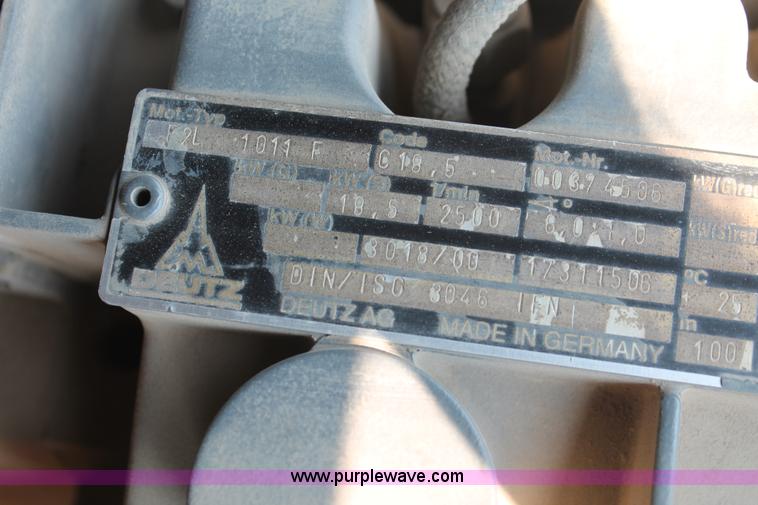 image for item I8216 1999 Stone PAC 6400 articulated vibratory smooth drum roller