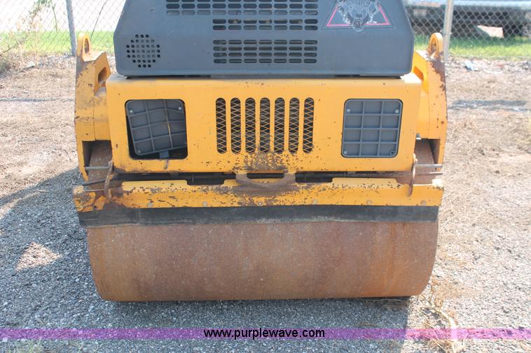 image for item I8216 1999 Stone PAC 6400 articulated vibratory smooth drum roller