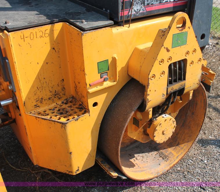 image for item I8216 1999 Stone PAC 6400 articulated vibratory smooth drum roller