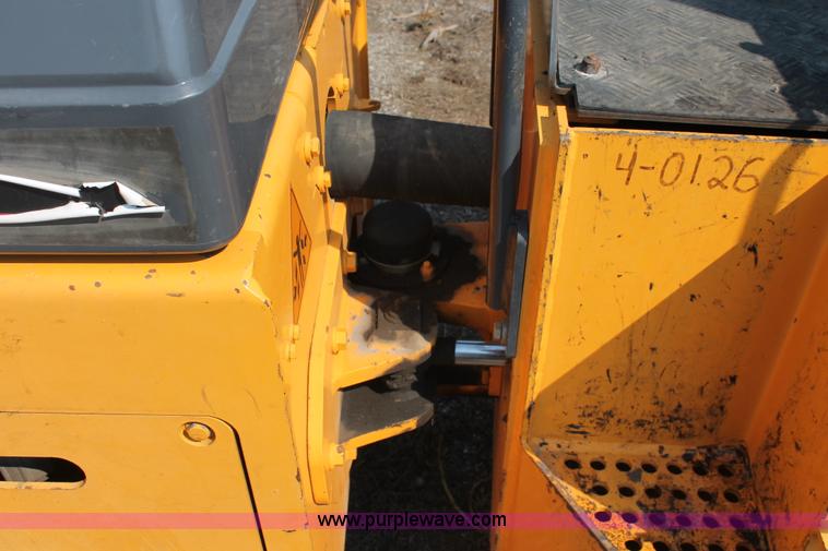 image for item I8216 1999 Stone PAC 6400 articulated vibratory smooth drum roller