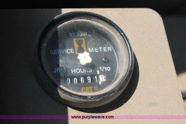 image for item I8217 2002 Caterpillar CB-224D articulated vibratory smooth drum roller