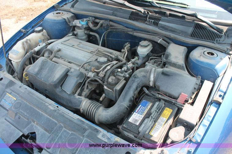 image for item I8218 2004 Chevrolet Cavalier