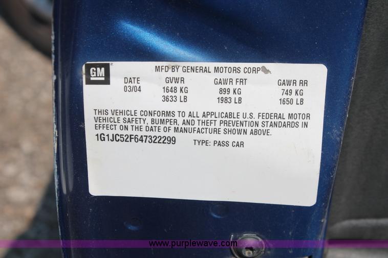 image for item I8218 2004 Chevrolet Cavalier