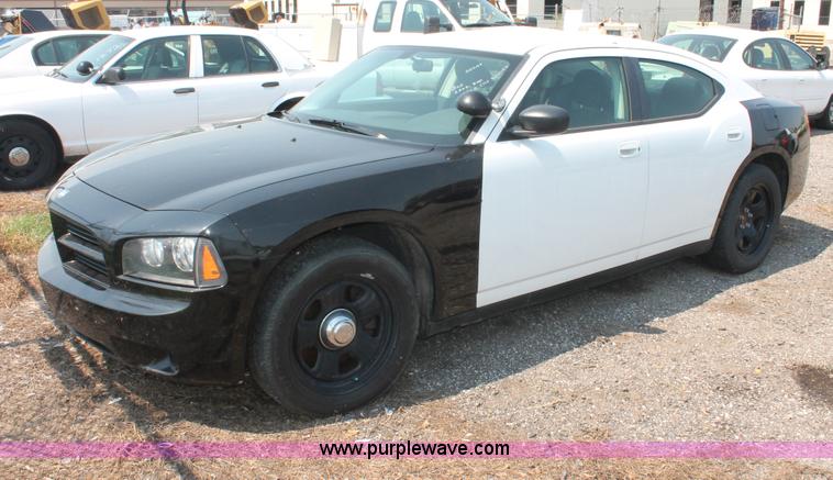 image for item I8221 2010 Dodge Charger