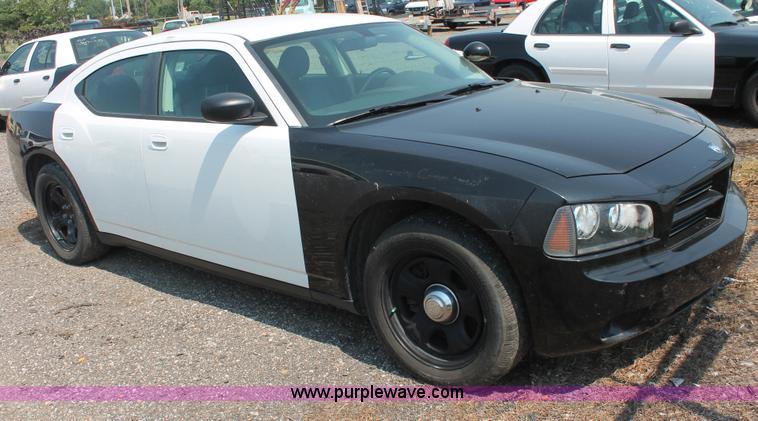 image for item I8221 2010 Dodge Charger