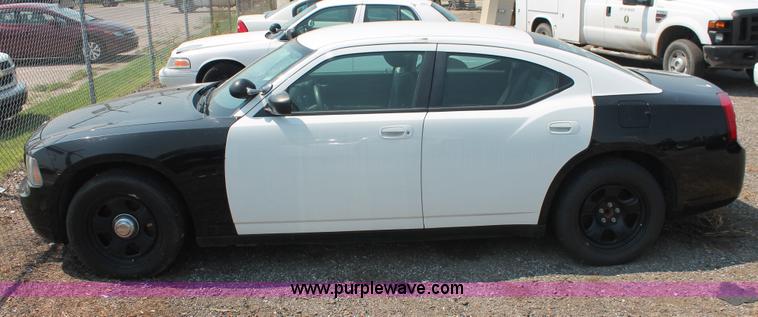 image for item I8221 2010 Dodge Charger