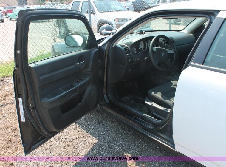 image for item I8221 2010 Dodge Charger