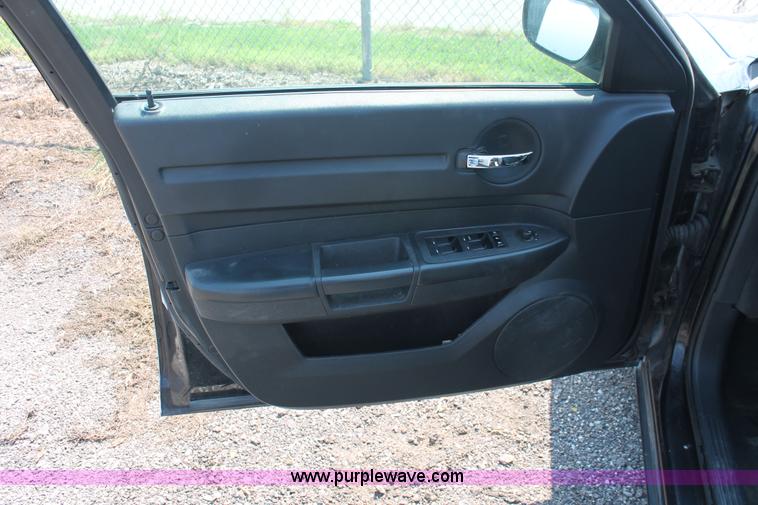 image for item I8221 2010 Dodge Charger