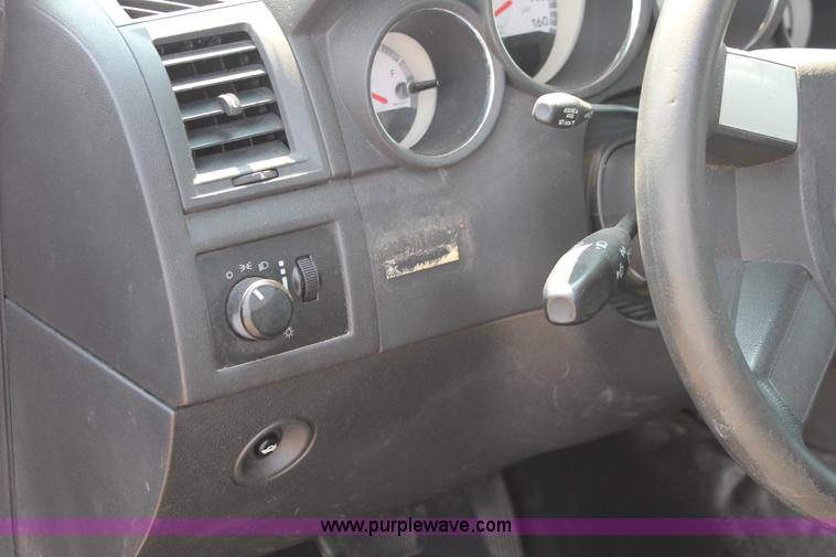 image for item I8221 2010 Dodge Charger