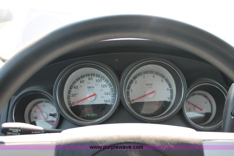 image for item I8221 2010 Dodge Charger