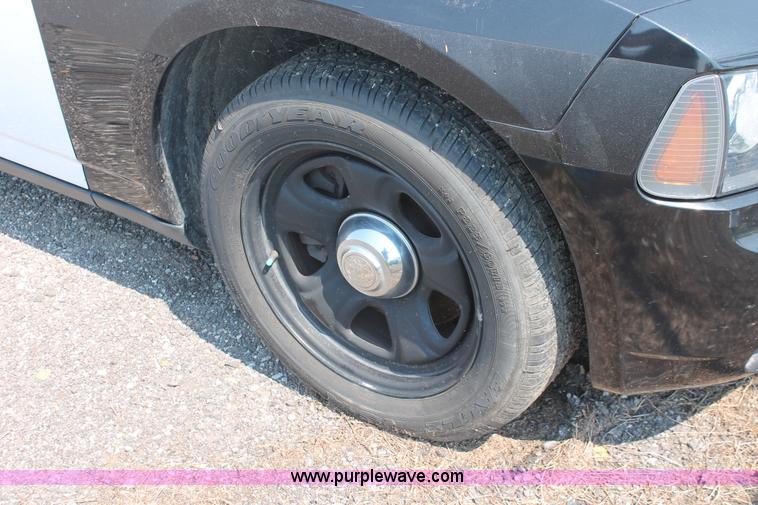 image for item I8221 2010 Dodge Charger