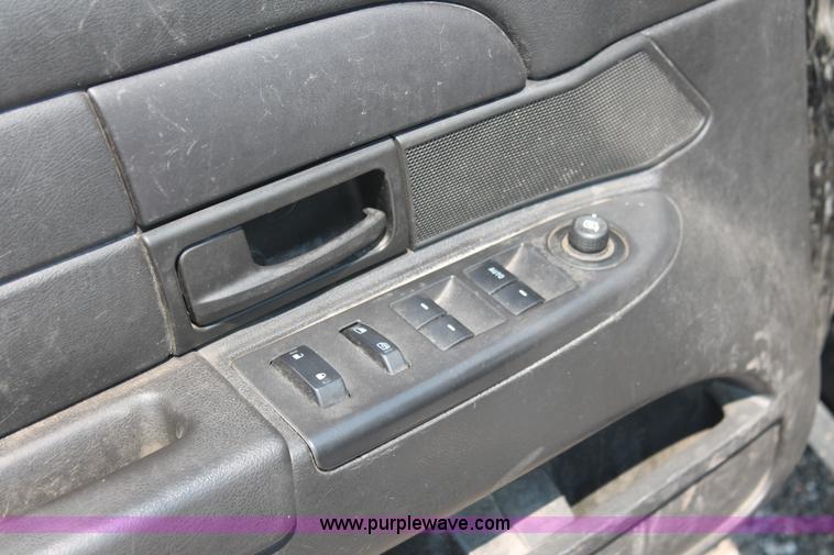 image for item I8222 2009 Ford Crown Victoria Police Interceptor