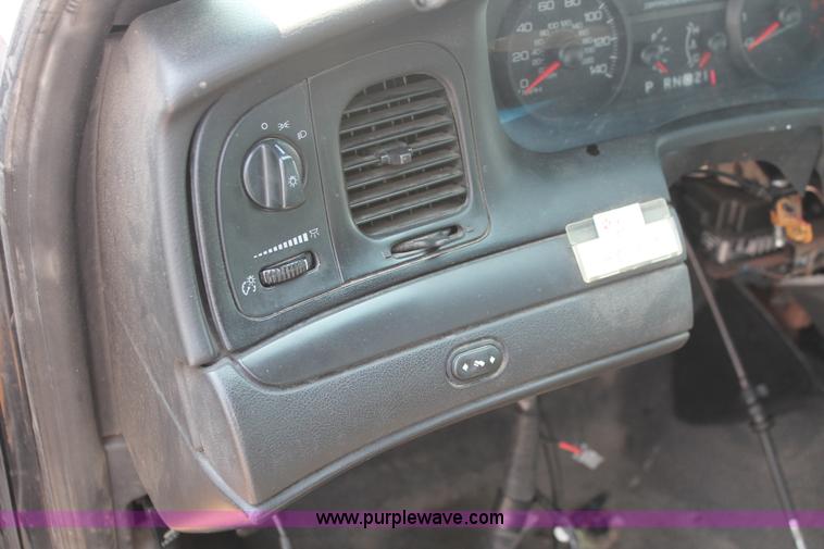 image for item I8225 2009 Ford Crown Victoria Police Interceptor