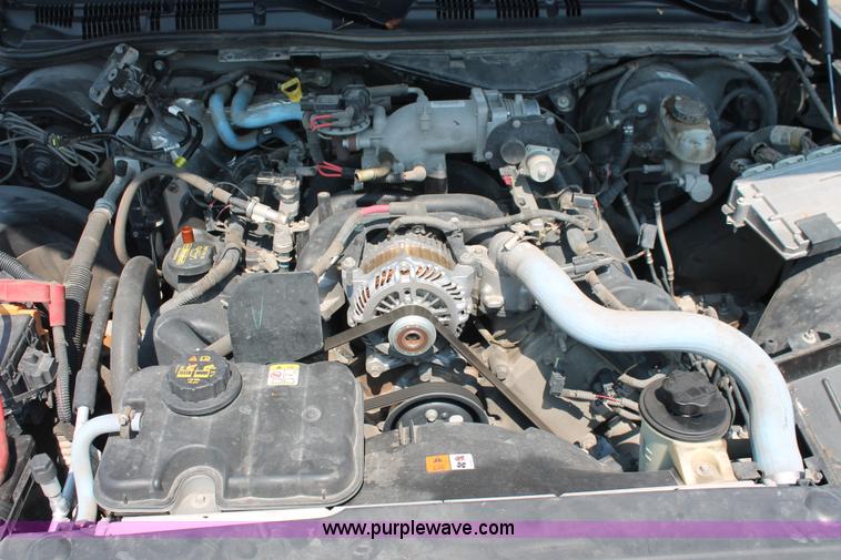 image for item I8227 2010 Ford Crown Victoria Police Interceptor