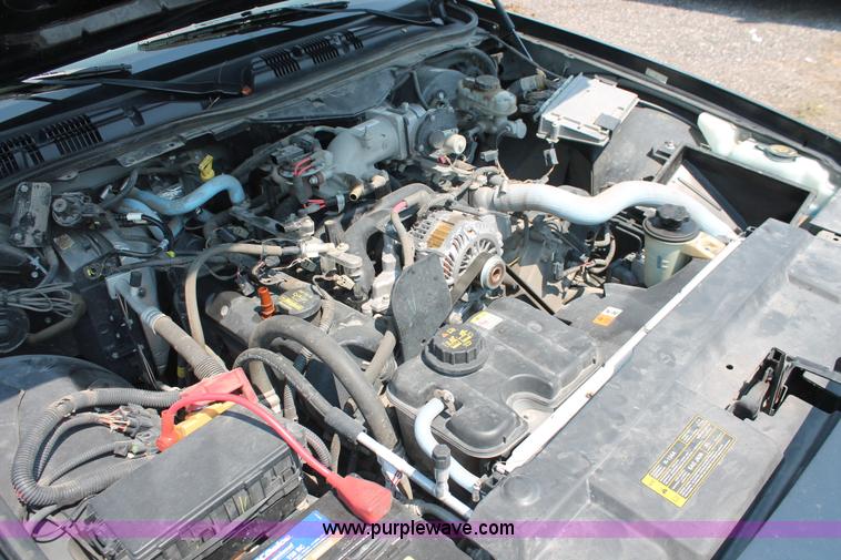 image for item I8227 2010 Ford Crown Victoria Police Interceptor