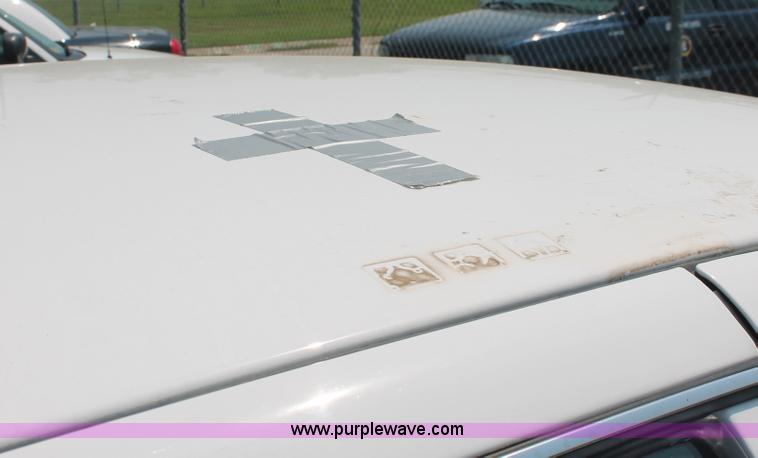 image for item I8227 2010 Ford Crown Victoria Police Interceptor