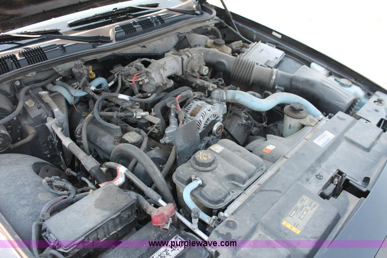 image for item I8228 2009 Ford Crown Victoria Police Interceptor