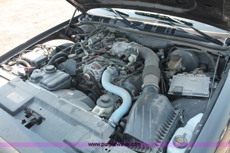 image for item I8229 2009 Ford Crown Victoria Police Interceptor