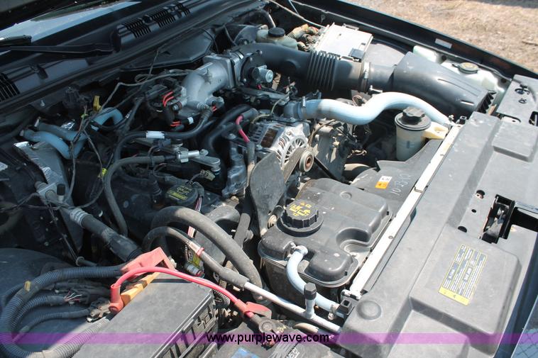 image for item I8230 2009 Ford Crown Victoria Police Interceptor