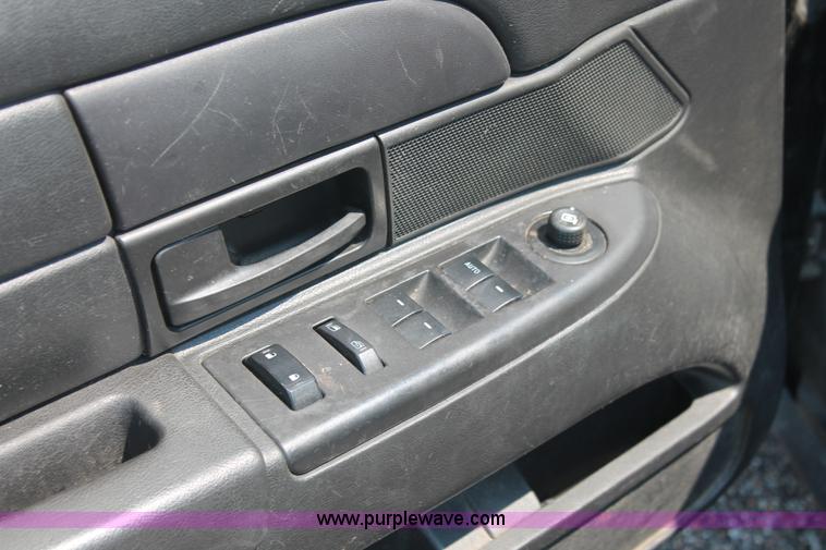 image for item I8232 2009 Ford Crown Victoria Police Interceptor