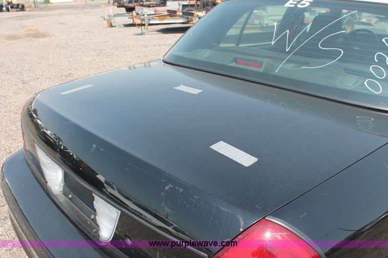 image for item I8232 2009 Ford Crown Victoria Police Interceptor