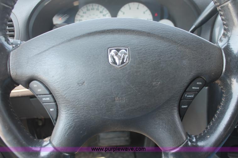 image for item I8234 2007 Dodge Grand Caravan SXT minivan