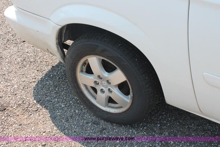 image for item I8234 2007 Dodge Grand Caravan SXT minivan