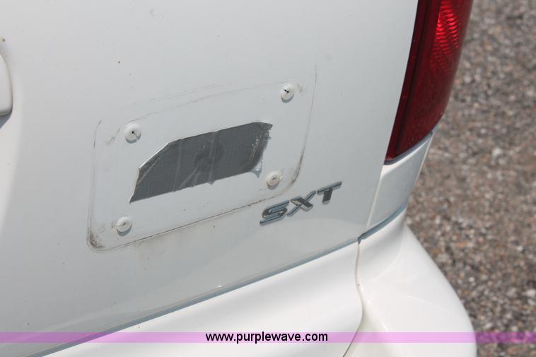 image for item I8234 2007 Dodge Grand Caravan SXT minivan