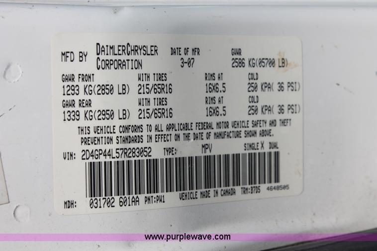 image for item I8234 2007 Dodge Grand Caravan SXT minivan