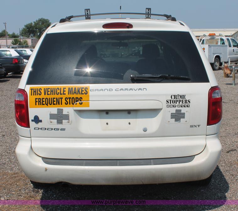 image for item I8235 2007 Dodge Grand Caravan SXT minivan