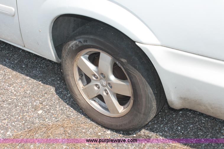 image for item I8235 2007 Dodge Grand Caravan SXT minivan