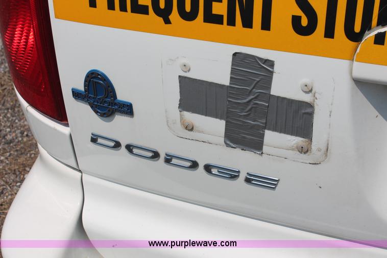 image for item I8235 2007 Dodge Grand Caravan SXT minivan