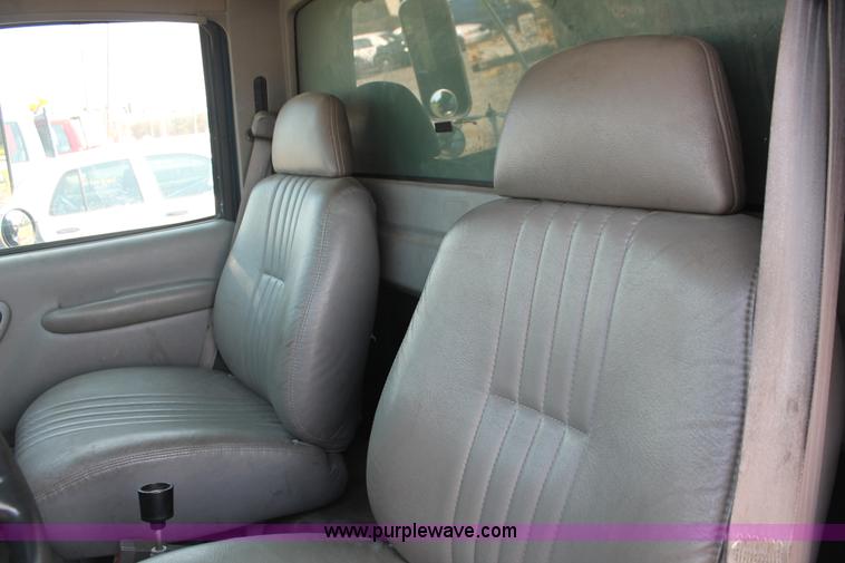 image for item I8236 1998 Chevrolet Silverado 3500HD dump body truck