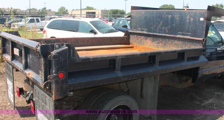image for item I8236 1998 Chevrolet Silverado 3500HD dump body truck