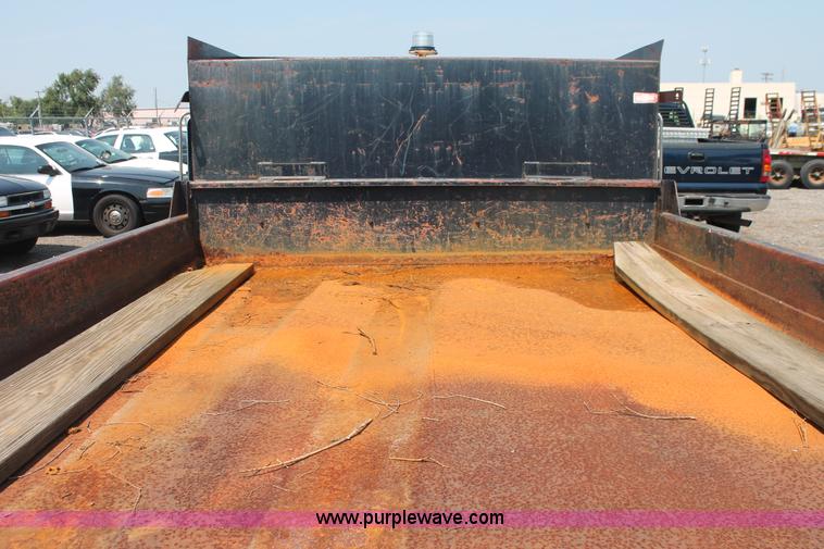 image for item I8236 1998 Chevrolet Silverado 3500HD dump body truck