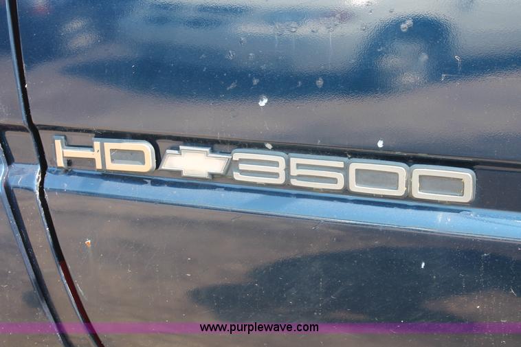 image for item I8236 1998 Chevrolet Silverado 3500HD dump body truck