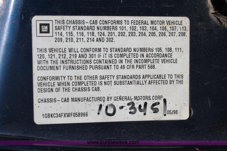 image for item I8236 1998 Chevrolet Silverado 3500HD dump body truck