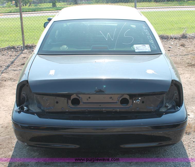 image for item I8238 2009 Ford Crown Victoria Police Interceptor