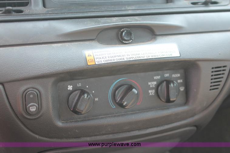 image for item I8238 2009 Ford Crown Victoria Police Interceptor