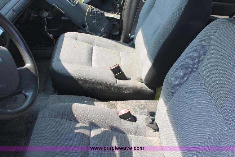 image for item I8238 2009 Ford Crown Victoria Police Interceptor