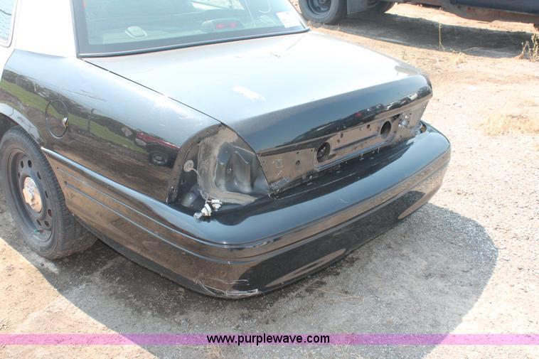 image for item I8238 2009 Ford Crown Victoria Police Interceptor