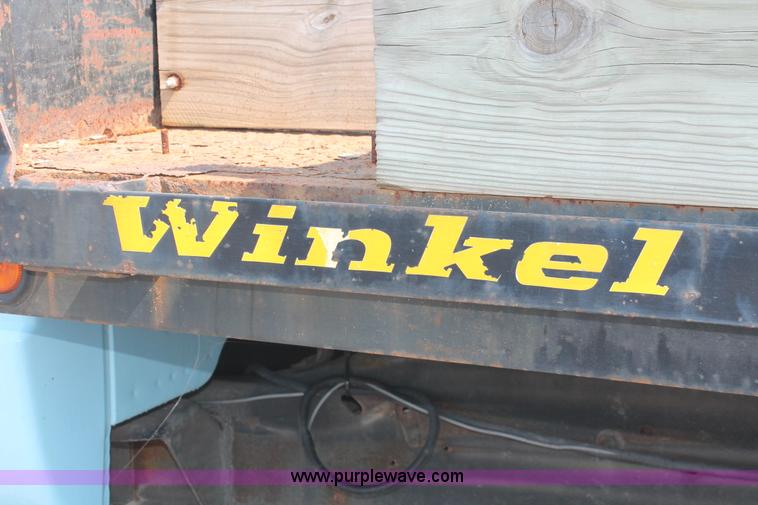 image for item I8239 2002 Chevrolet Silverado 3500 pickup truck