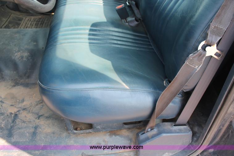 image for item I8241 1998 Chevrolet Cheyenne 2500 pickup truck