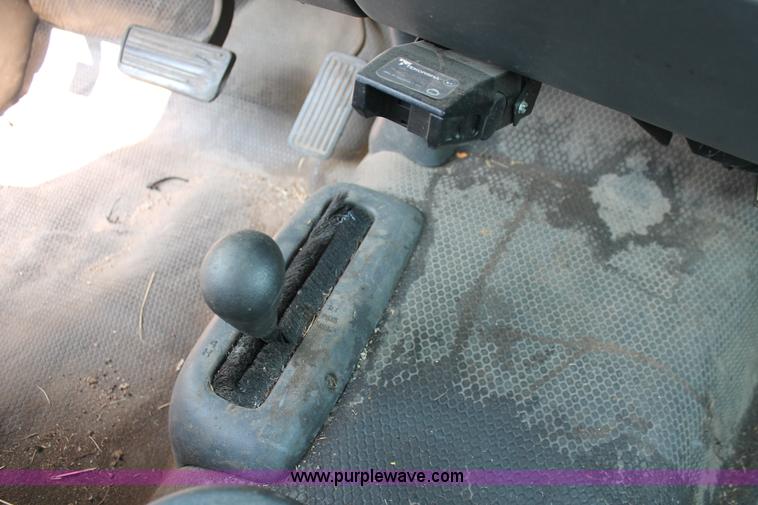 image for item I8243 2002 Chevrolet Silverado 2500HD pickup truck