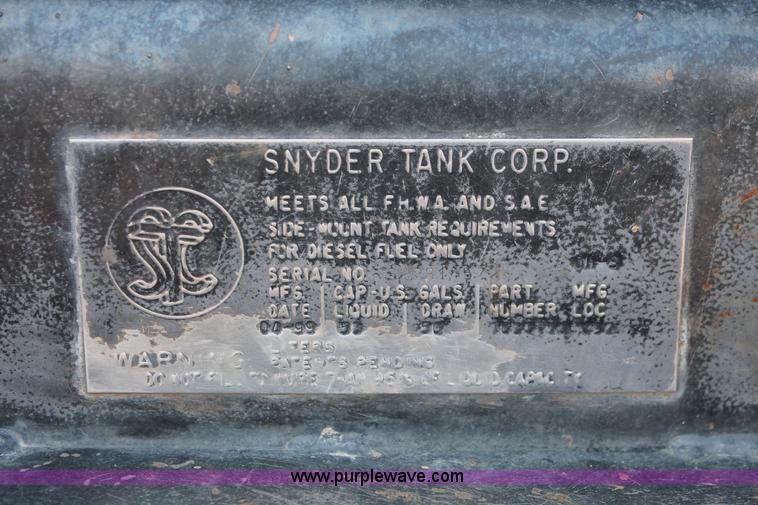 image for item I8245 2000 International 4700 Lo-Profile flatbed/crane body truck