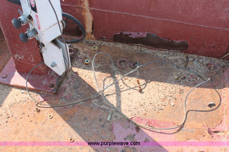 image for item I8245 2000 International 4700 Lo-Profile flatbed/crane body truck