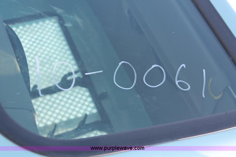 image for item I8245 2000 International 4700 Lo-Profile flatbed/crane body truck