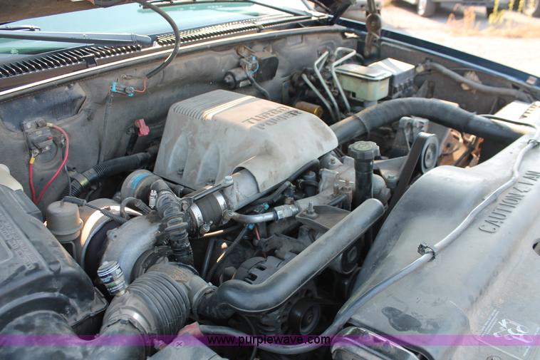 image for item I8246 1998 Chevrolet Cheyenne 3500 flatbed truck